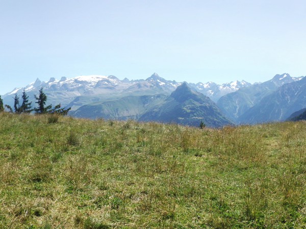 Panorama Est  du Col de St-Jean.